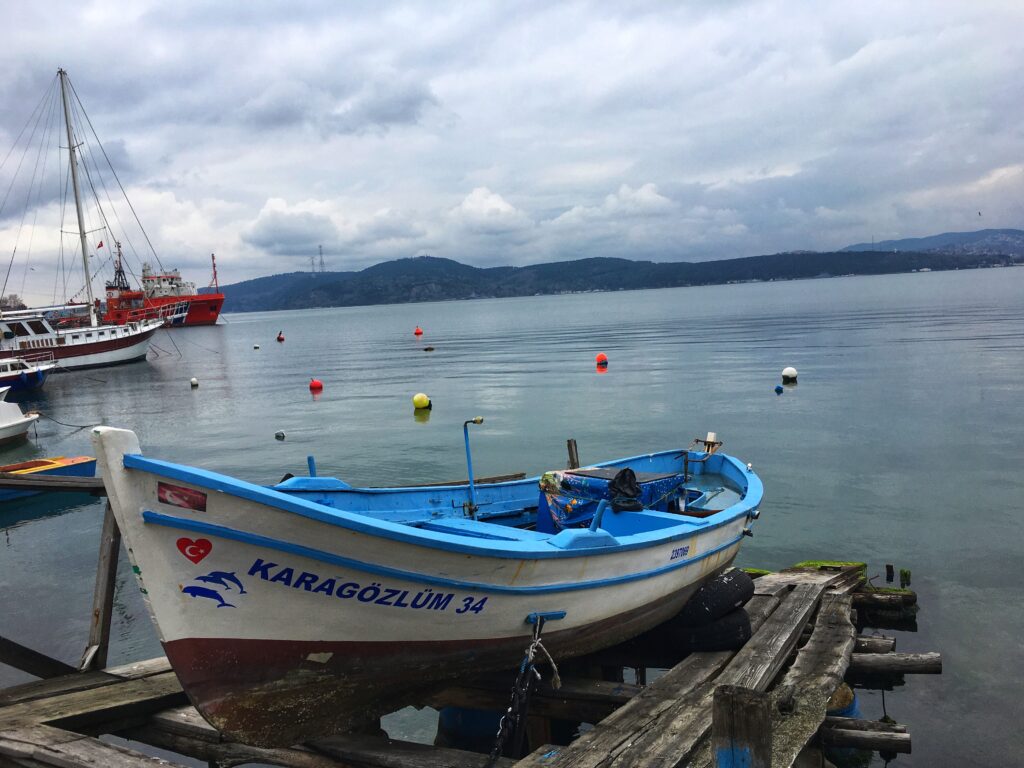 ekseniz-sariyer-karagozlum-kayik-tekneler-kefeli